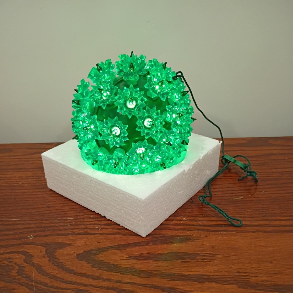 Vintage Novelty Lights Green Lighted  Sphere Small Open Box - Beautiful